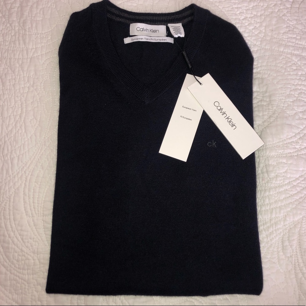 Calvin Klein Sweater